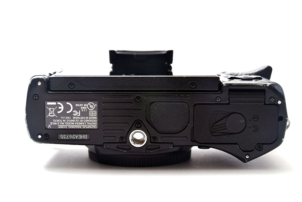 OLYMPUS (オリンパス) OM-D E-M5 Mark II ボディ ブラック | メディア