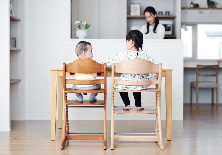 楽天市場】【1種類を選べる】すくすくチェア プラス テーブル＆ガード