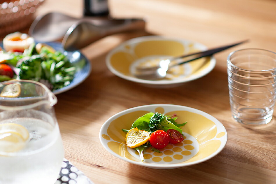 スンヌンタイ プレート（アラビア／ARABIA） フリーデザイン ｜ 北欧