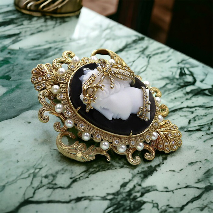 ヤシの木 アンティーク 18金刻印あり 非加熱黒瑪瑙のカメオブローチ