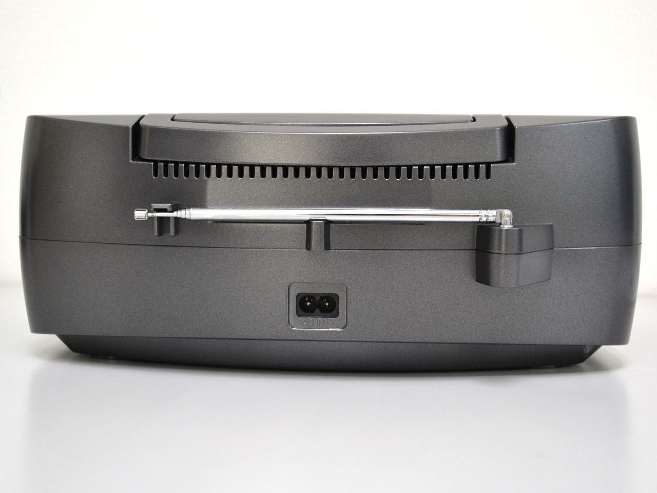 東芝 TY-CWX90 音楽だけでなく語学学習にも最適なCDラジオをレポート