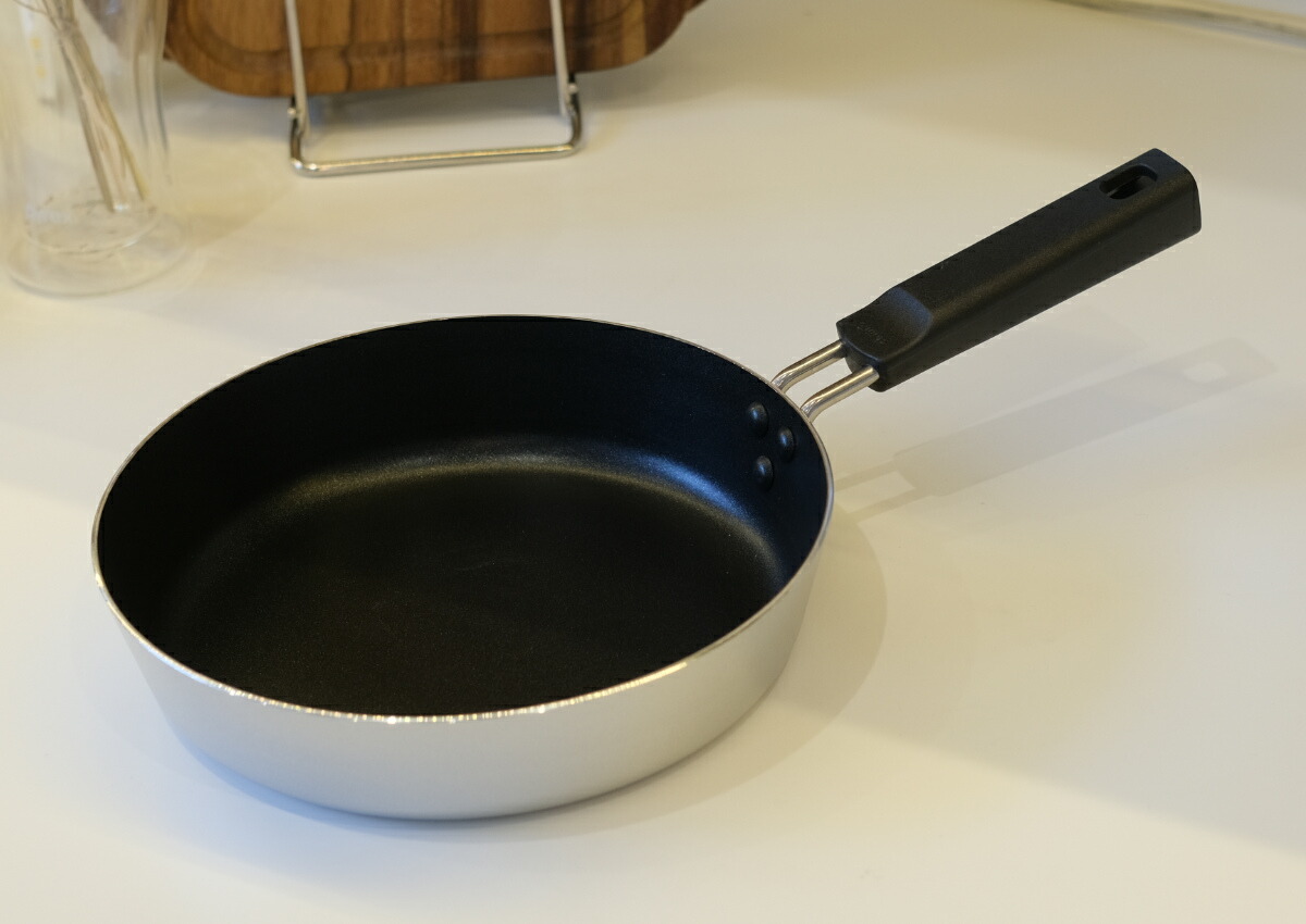 楽天市場】フライパン 22cm IH対応 チーノ フッ素樹脂加工 （ ガス火