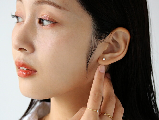楽天市場】K18 K10 天然 ダイヤモンド 計0.20ct 一粒ピアス ※在庫あり