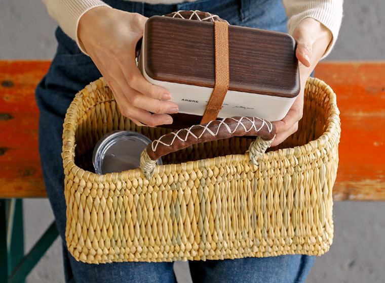 松野屋 | ストロー革手横長カゴ M | HIGHTIDE（ハイタイド）公式サイト