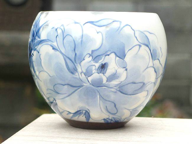 牡丹染付玉湯呑 陶あん - 京焼清水焼 松韻堂