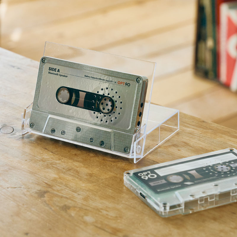 レトロなデザイン ≪Opt! オプト≫ opt90 カセットテープ型スピーカー