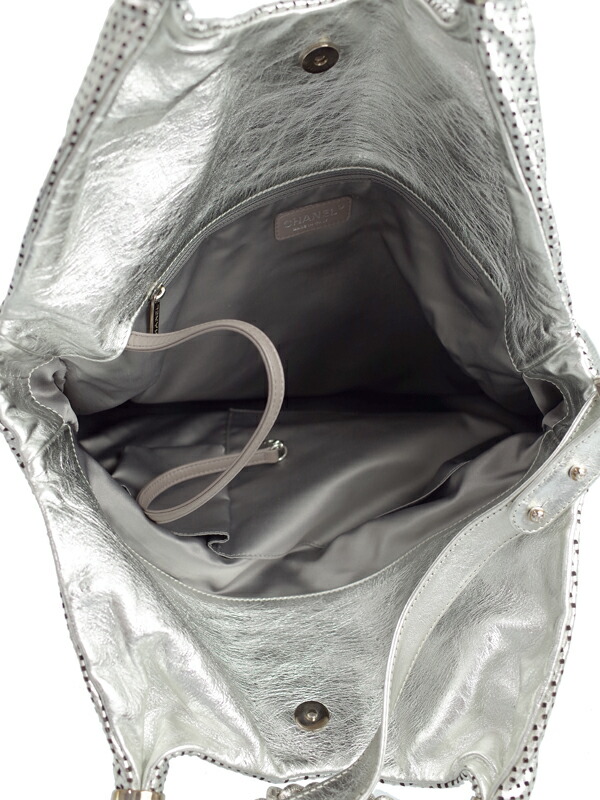 CHANEL】【シルバー金具】シャネル『デカココ パンチングレザー 2WAY