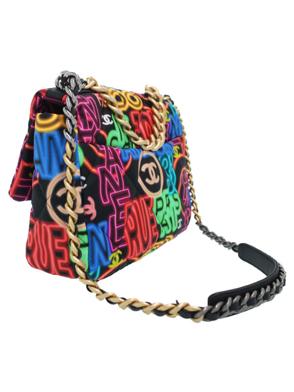 CHANEL】シャネル『シャネル19 ハンドバッグ ネオン』レディース
