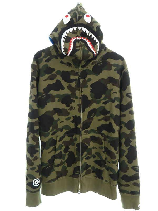A BATHING APE】アベイシングエイプ『1st Camo Shark Full Zip Hoodie