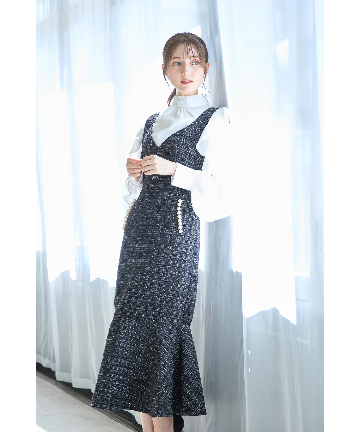 ポケットパール付きマーメイドラインツイードジャンパースカート