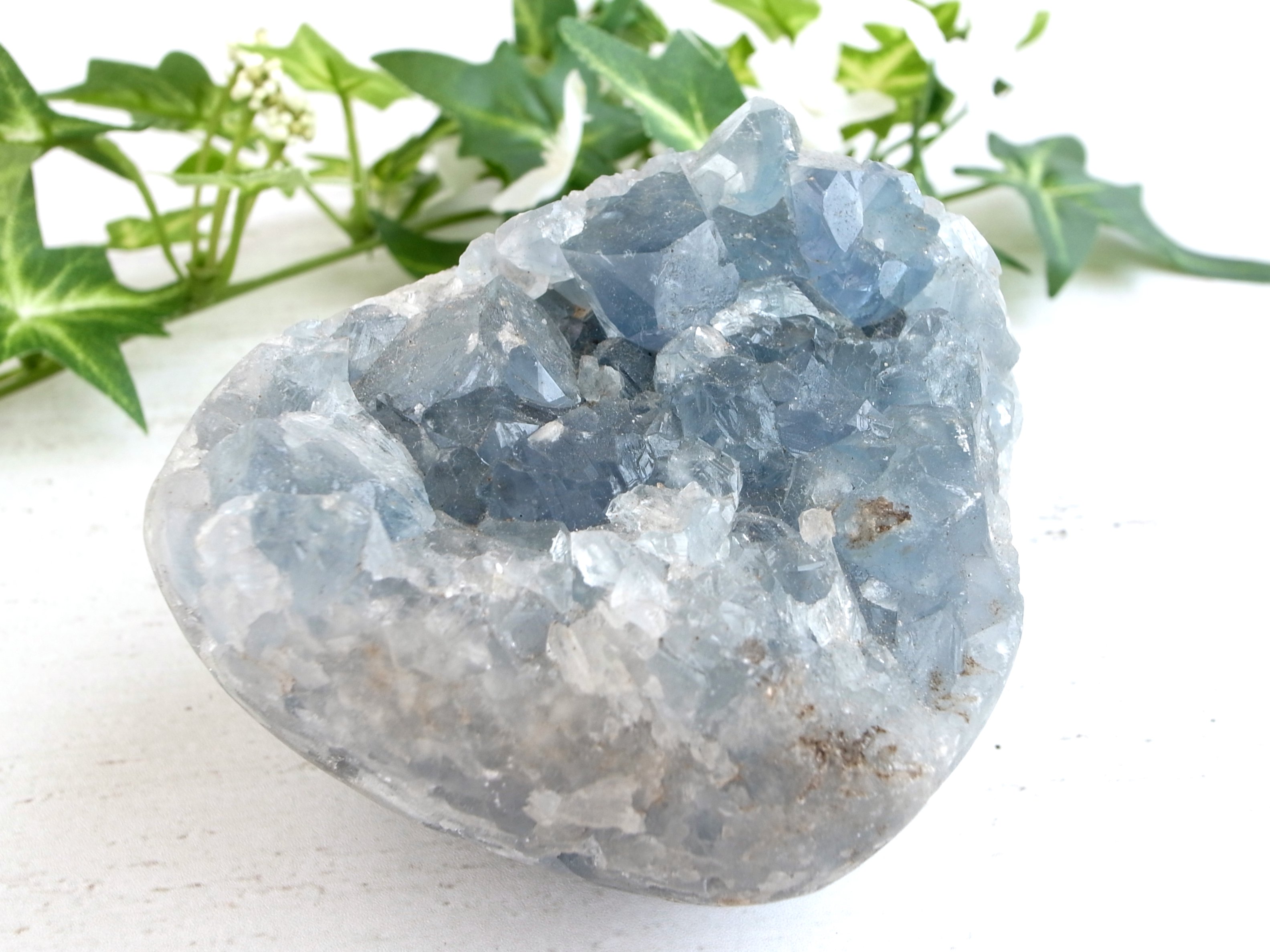 ハート型 天使の石 セレスタイト 原石 最大幅82mm 重さ554g 清浄、博愛