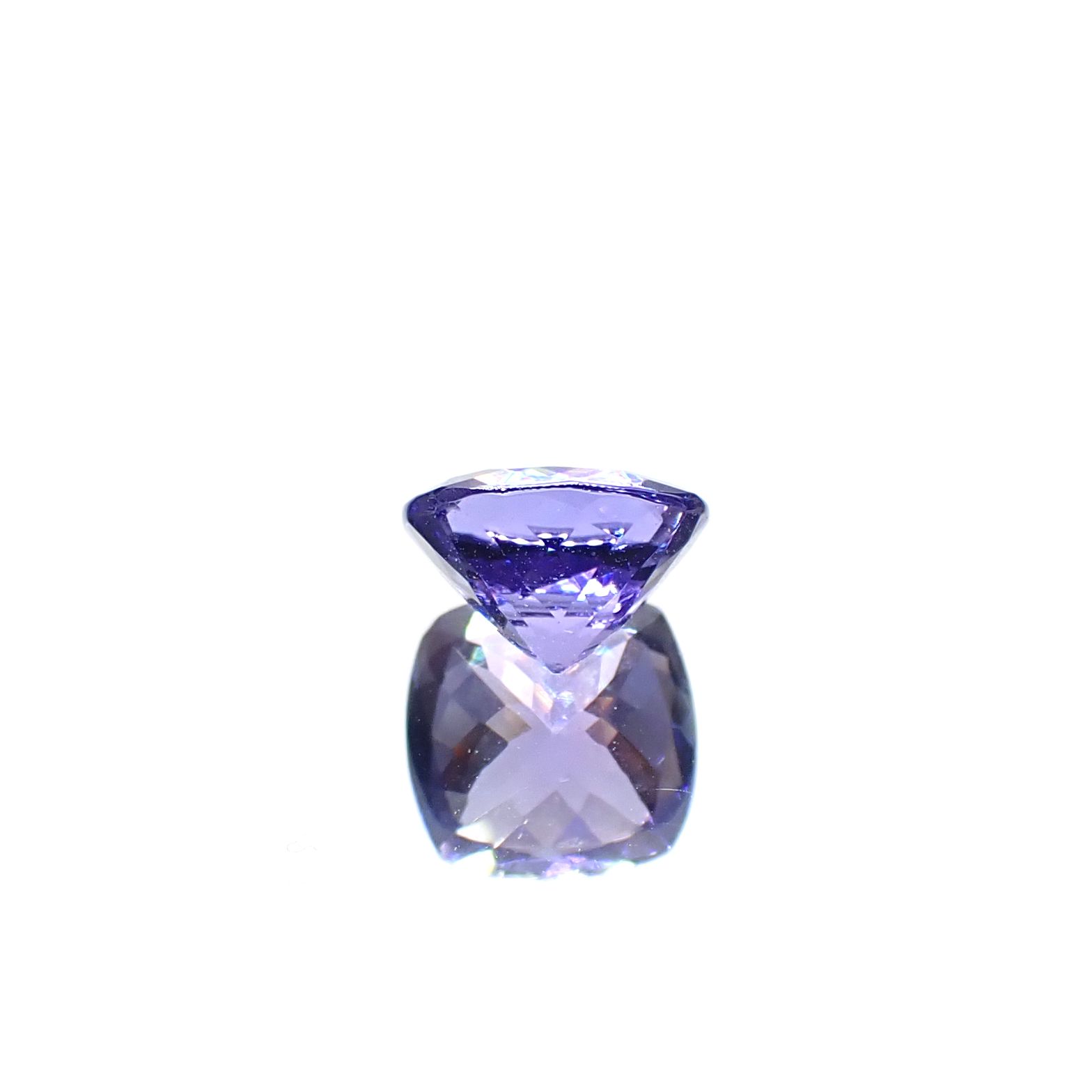 タンザナイト(宝石名タンザナイト)タンザニア産 識別済 1.83ct / 7.4x7