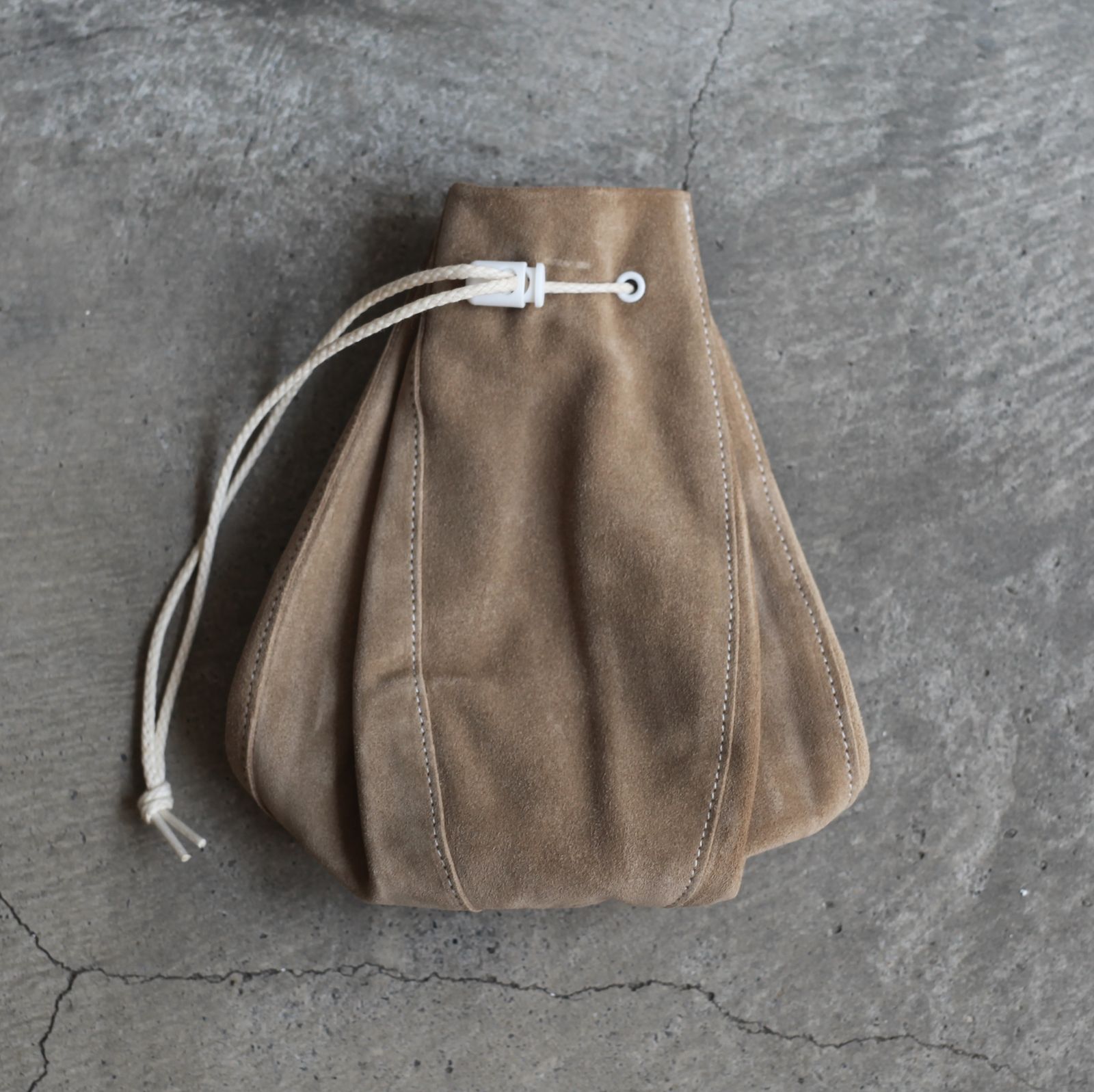 Hender Scheme - 【残りわずか】Kinchaku(BEIGE) | ACRMTSM ONLINE STORE