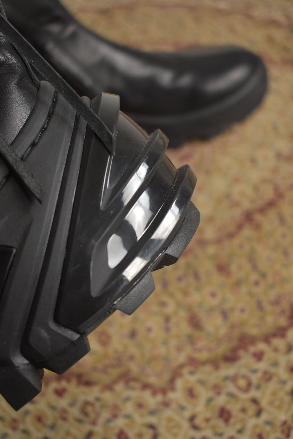 prasthana - Over Lock Side Zip Boots_Maryam Horse Front 