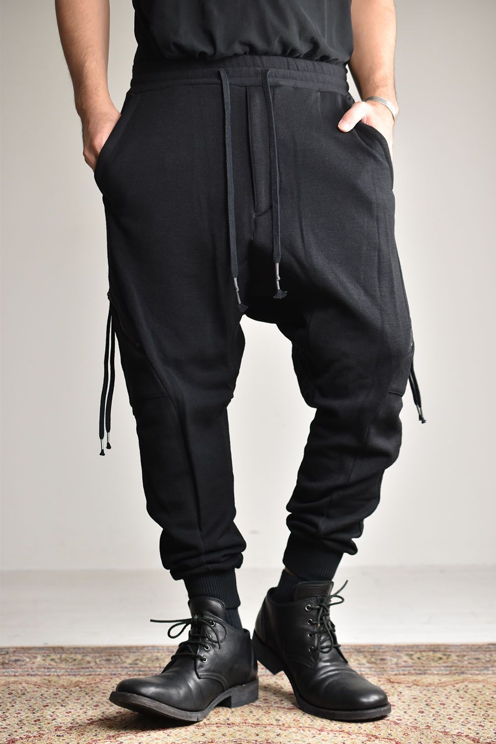 D.HYGEN - Wool Non-Ply Yarn Sarrouel Jogger Pants
