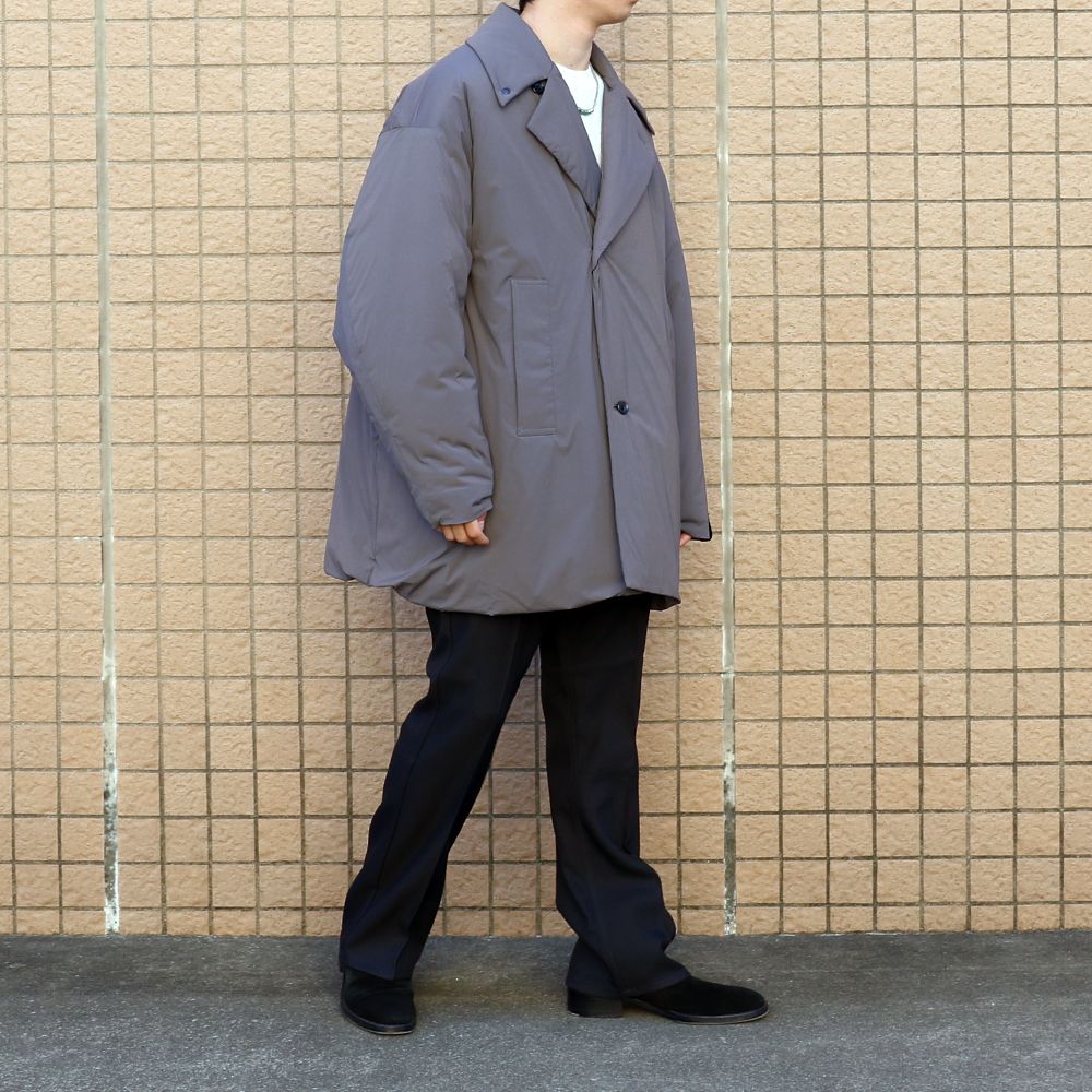 N.HOOLYWOOD 抜群の軽さと中綿にプリマロフトを封入した冬の心強い味方