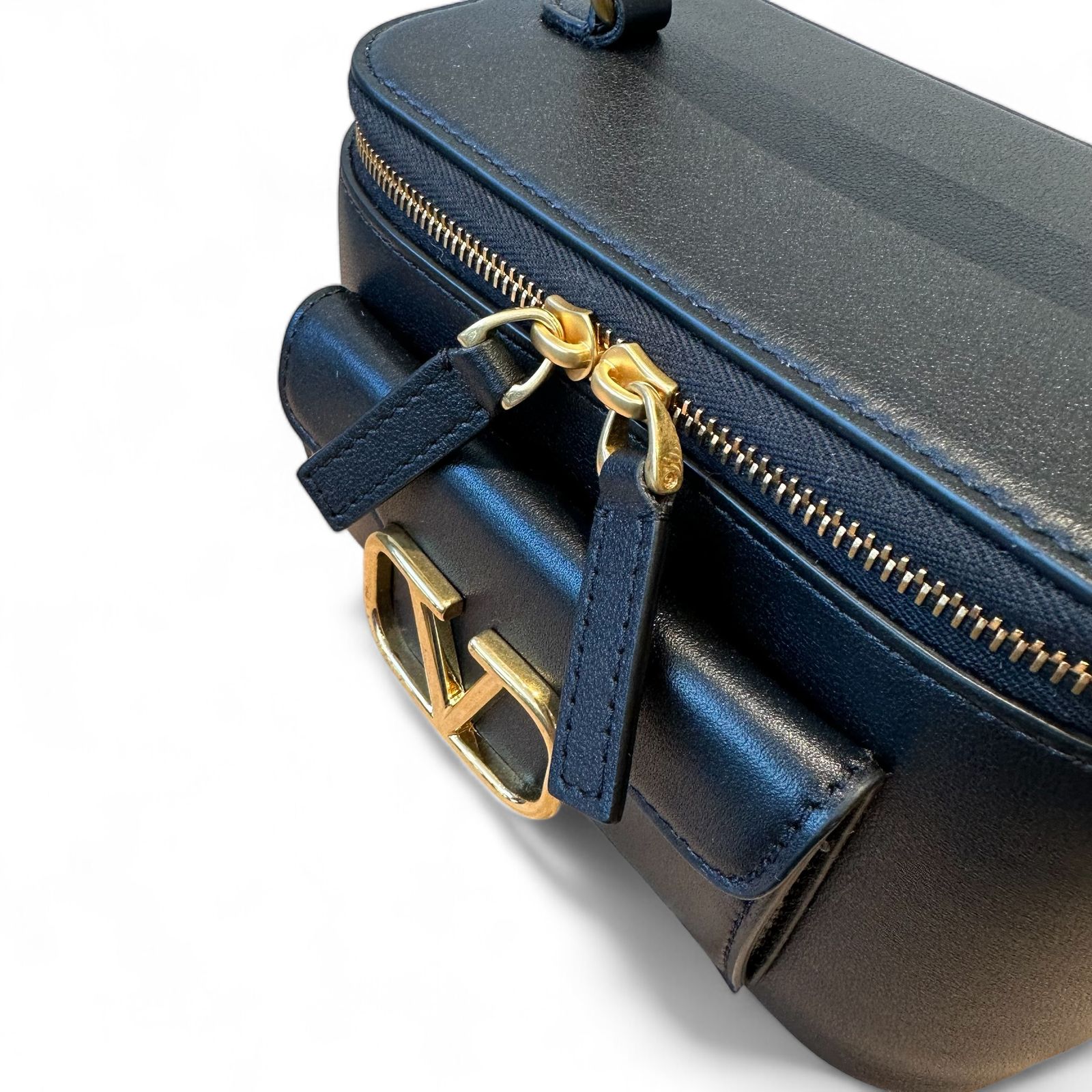 VALENTINO - Vロゴ シグネチャー ミニバッグ / 2way / レザー製