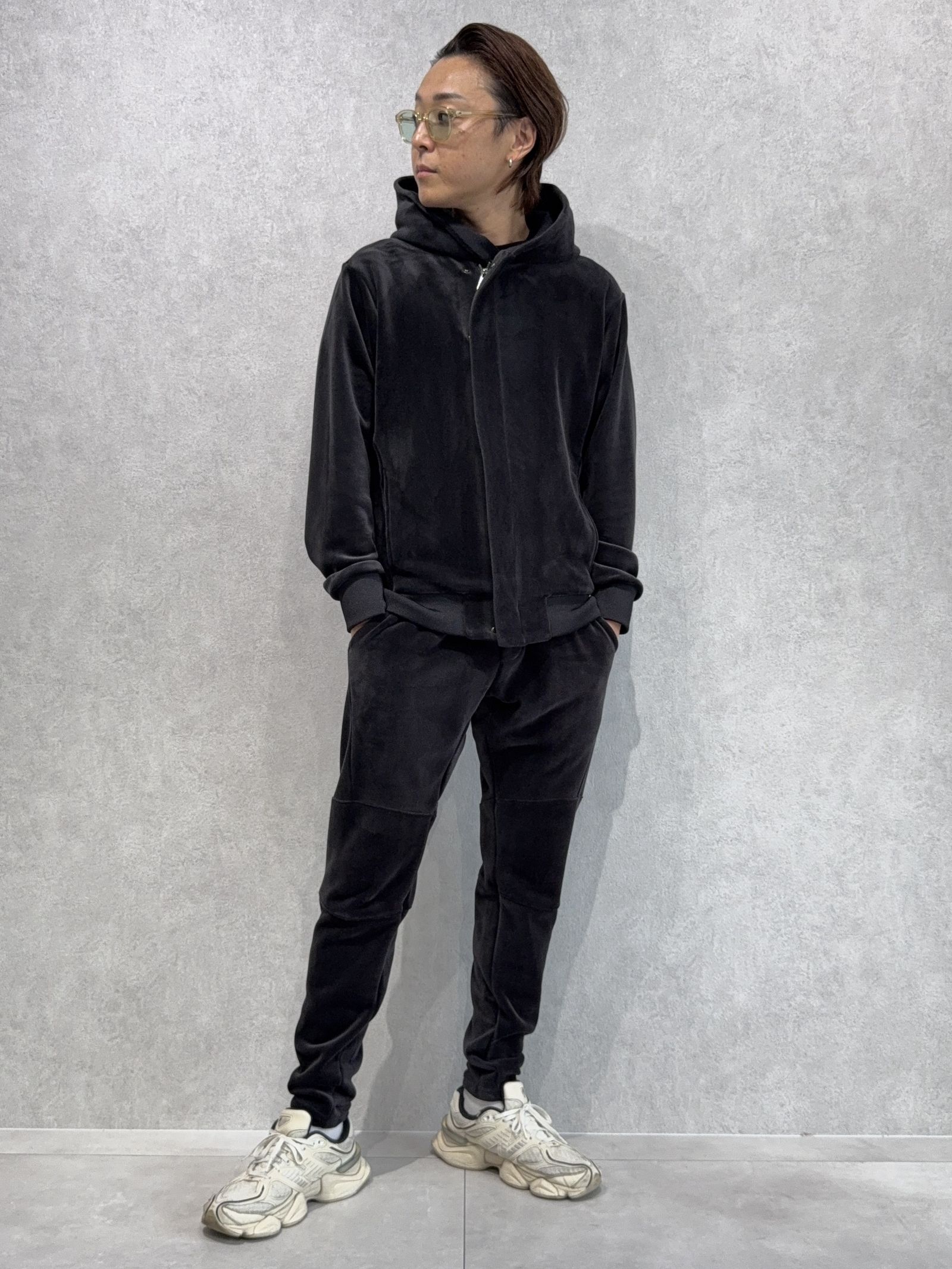 1PIU1UGUALE3 RELAX - ヘビーベロアラップセットアップ / uso-25097