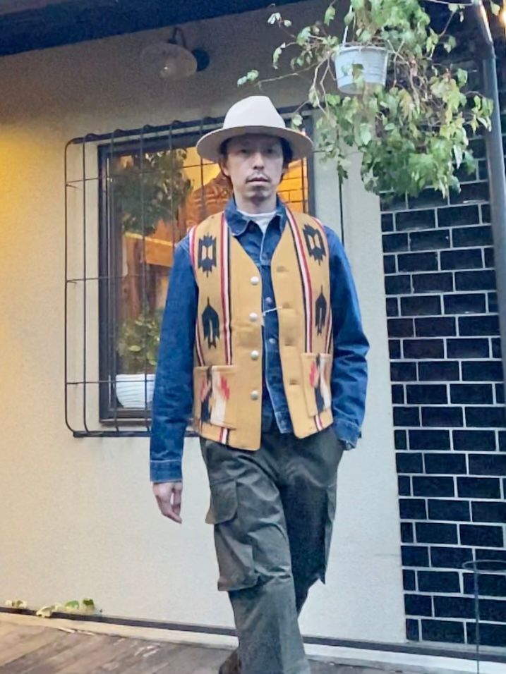 SUGAR CANE - NATIVE AMERICAN WOOL BLANKET VEST / ブランケット
