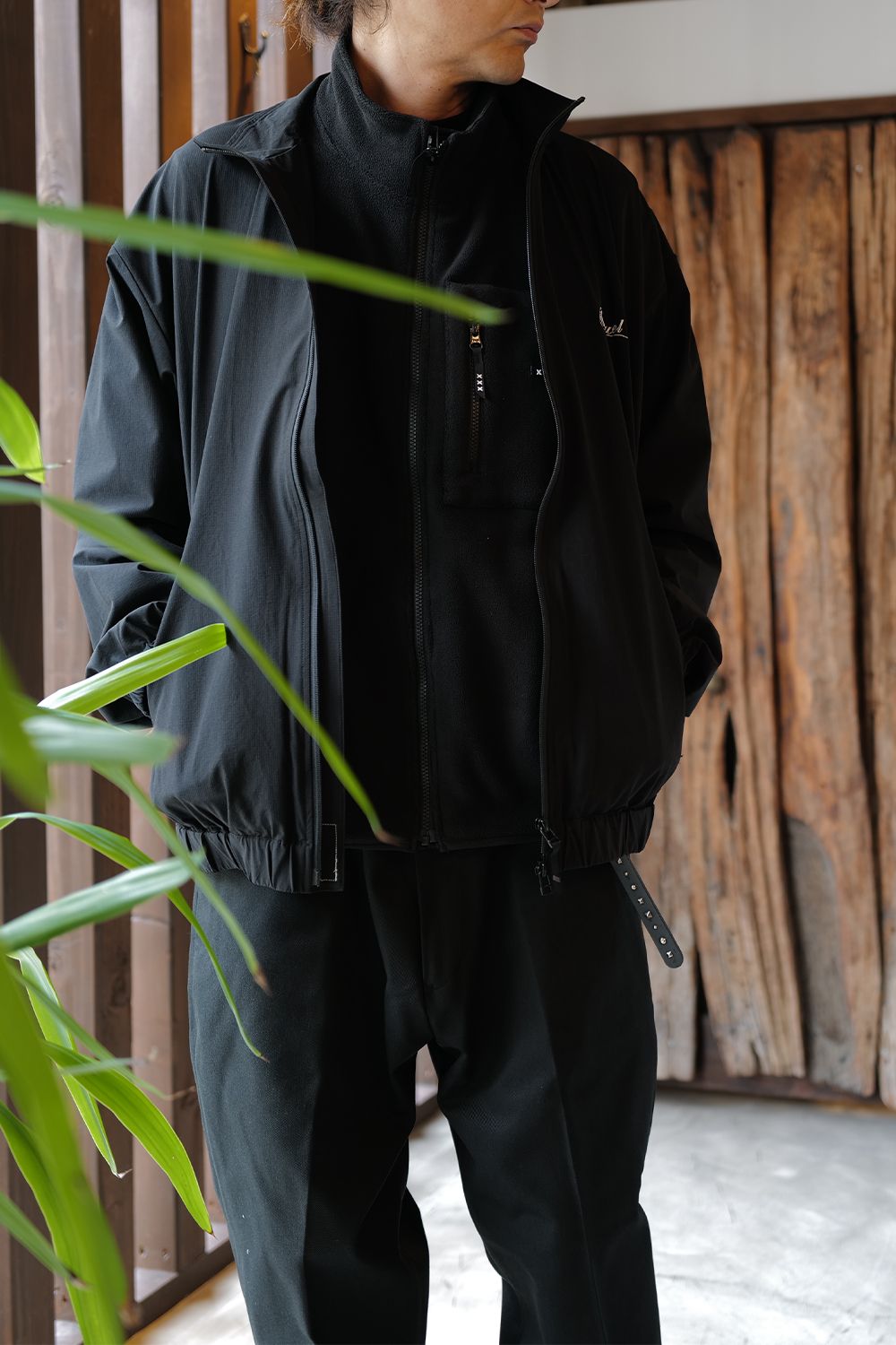 SEQUEL - SQ-23AW-KN-06 CREW NECK KNIT BLACK | River