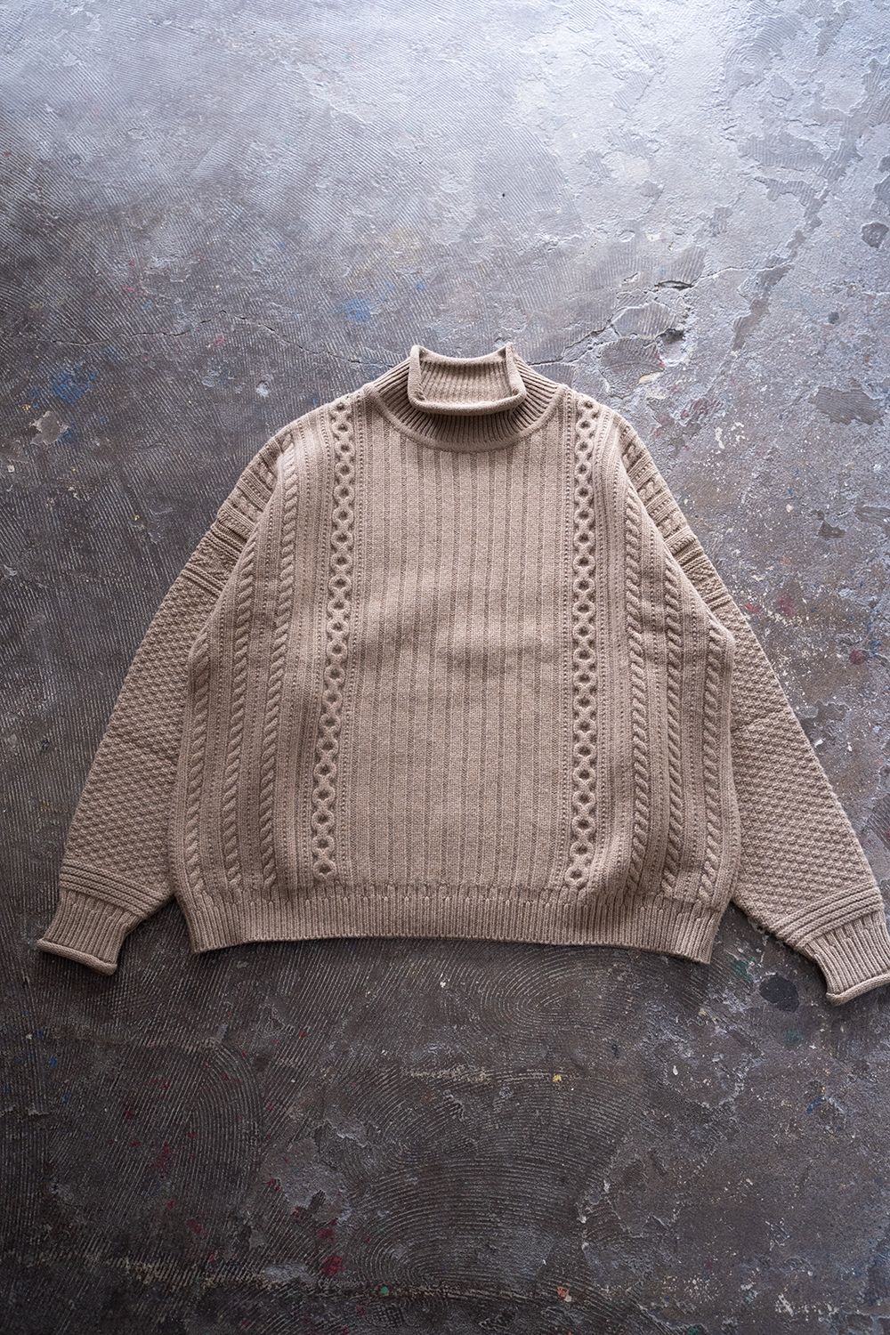 YASHIKI - 【ラスト1点】【22AW】Shizuku Curl High Neck Knit(BEIGE