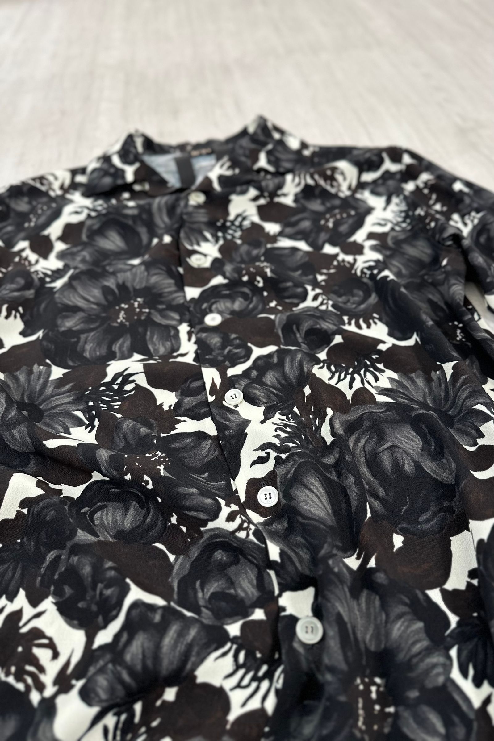 N°21 - FLORAL DESIGN OPEN COLLAR SHIRT / フラワーオープンカラー