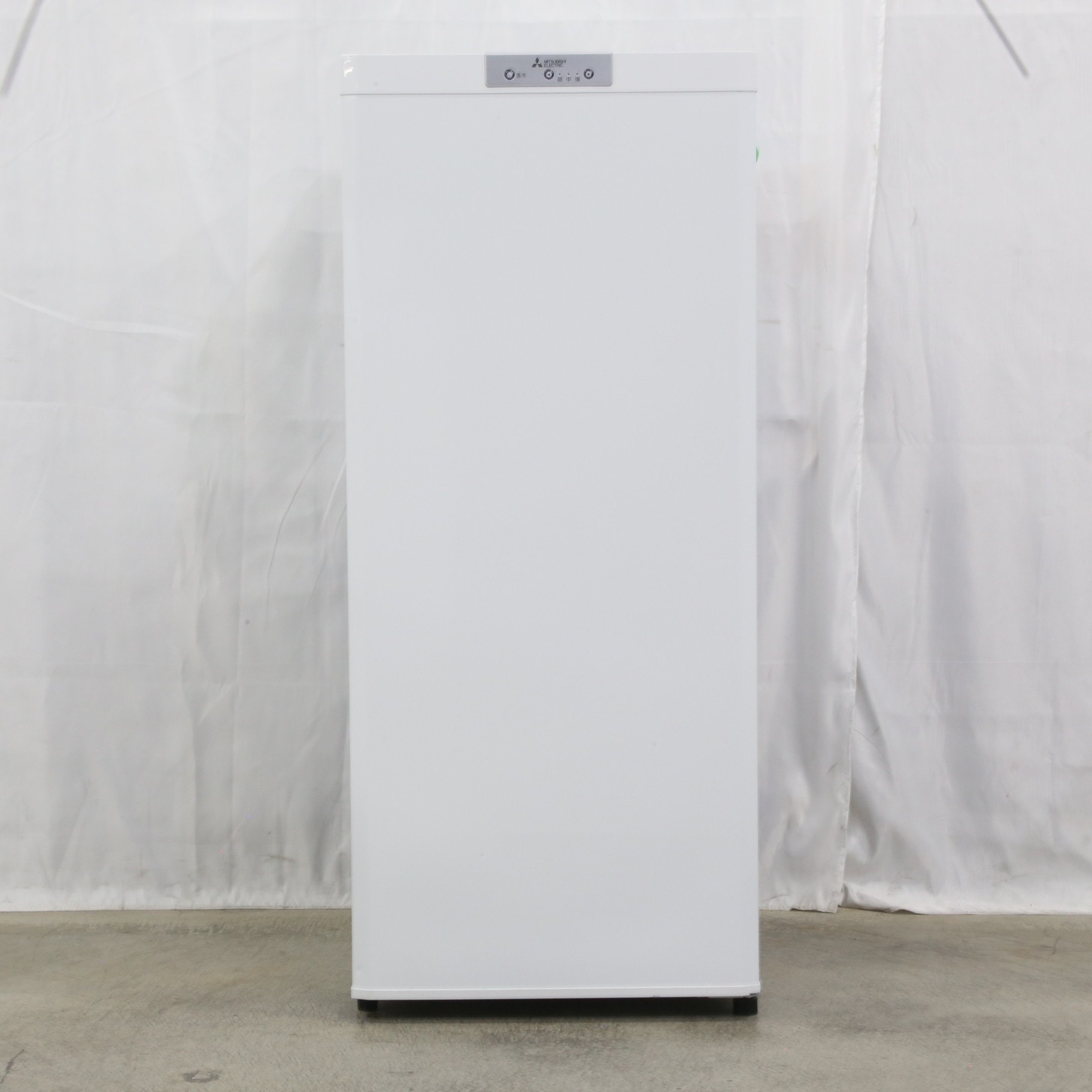 中古】〔展示品〕 ファン式冷凍庫 Uシリーズ ホワイト MF-U12G-W ［1