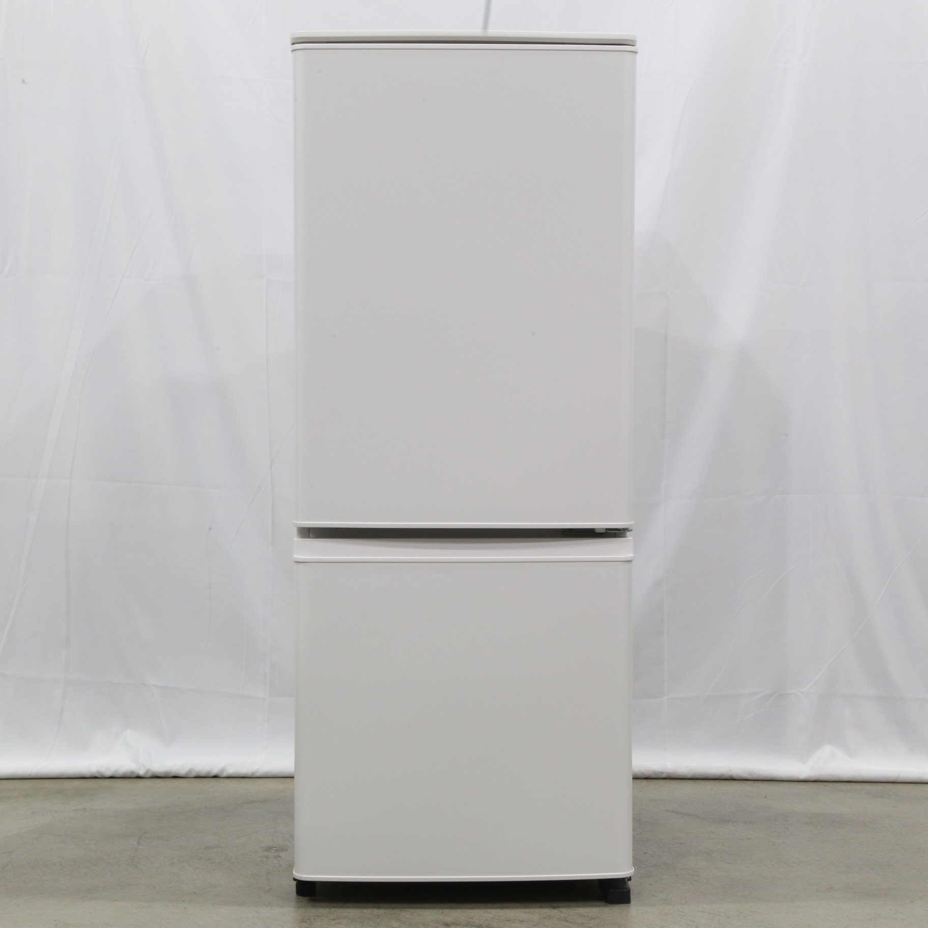 中古】〔中古品〕 冷蔵庫 Pシリーズ マットホワイト MR-P15K-W ［幅