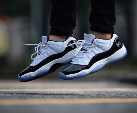 国内5月3日発売予定】 ナイキ エアジョーダン 11 レトロ ロー ホワイト