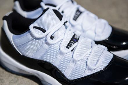 国内5月3日発売予定】 ナイキ エアジョーダン 11 レトロ ロー ホワイト