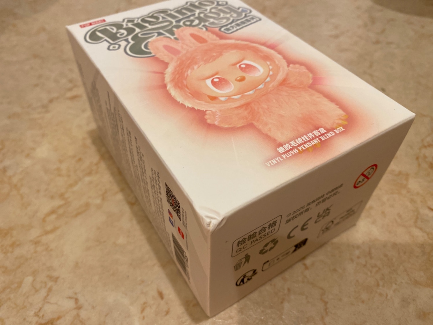 楽天市場】【数量限定価格】【正規品保証】Big into Energy ラブブ