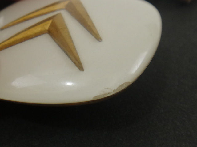 ブルボンキーホルダー シトロエン ダブルシェブロン 白 CITROEN