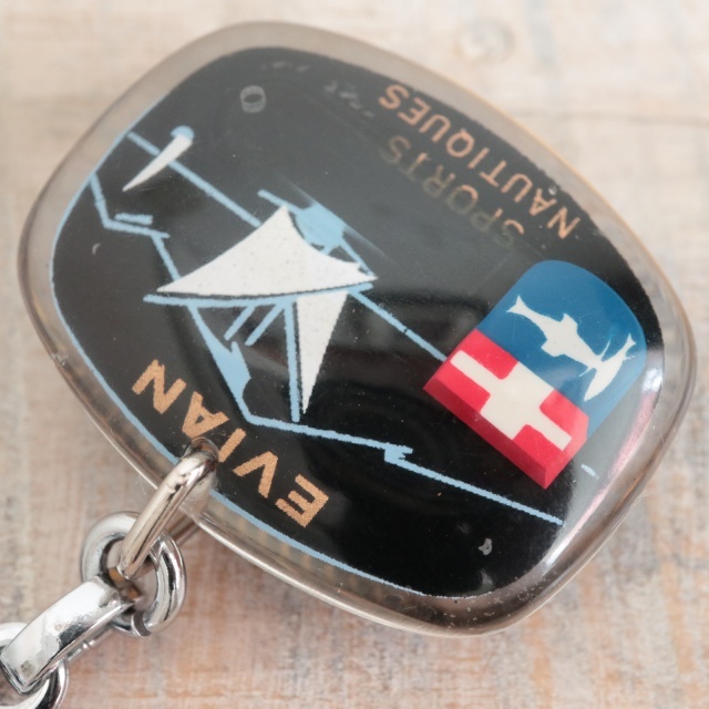 ブルボンキーホルダー エビアン 白鳥 EVIAN