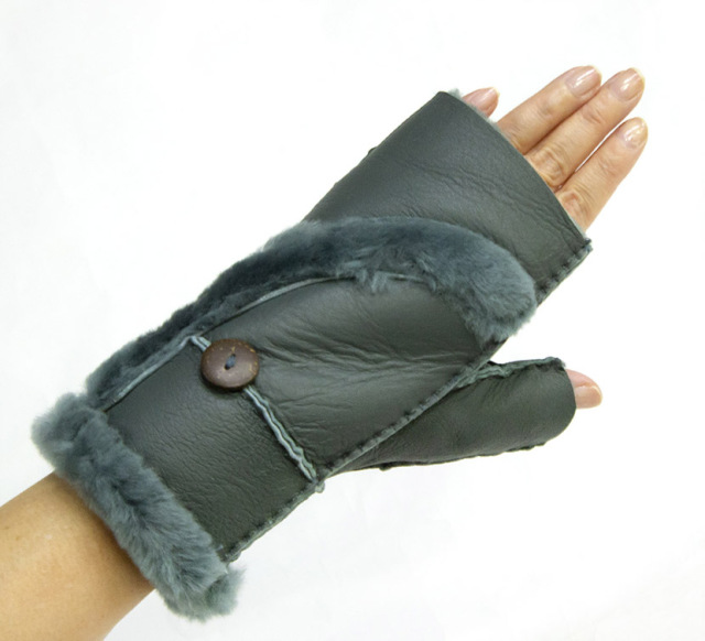 ムートンフィンガーレス手袋