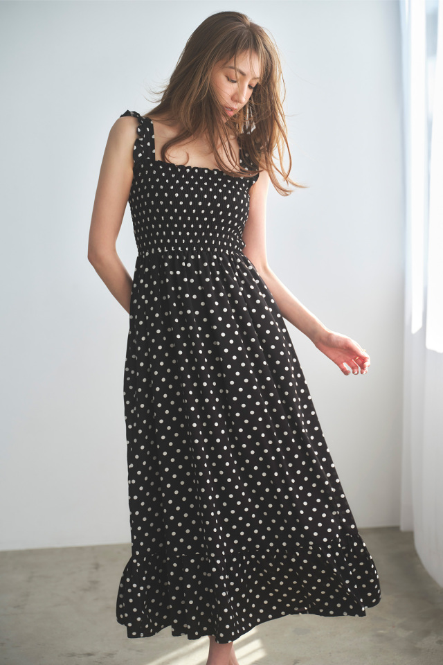 美香さんコラボ】ヘムフリルシャーリングワンピース