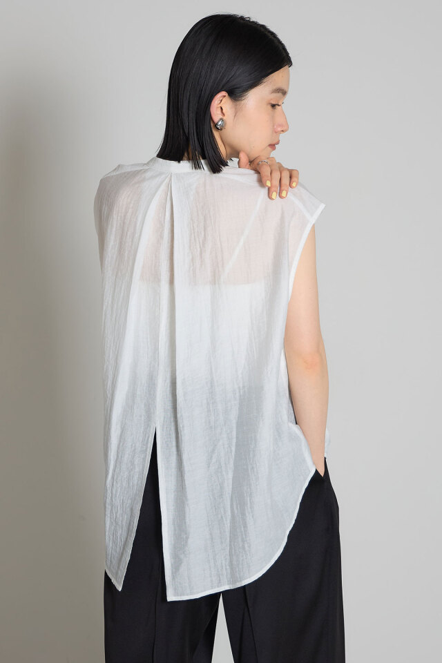 シアーノースリギャザーブラウス