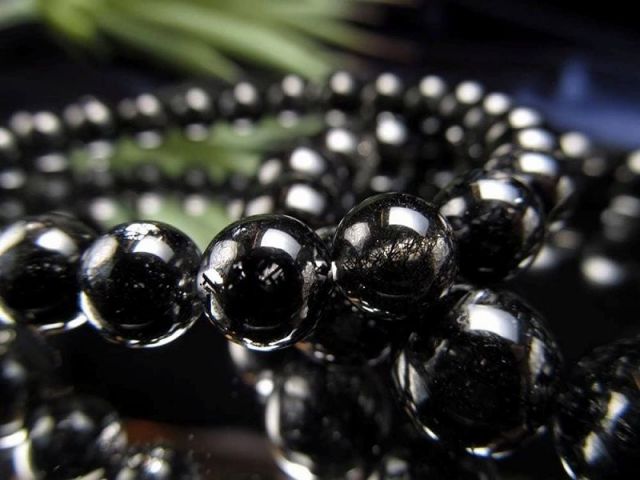 AA 黒針たっぷりタイプ ブラックルチルクォーツ ブレスレット 8.5mm