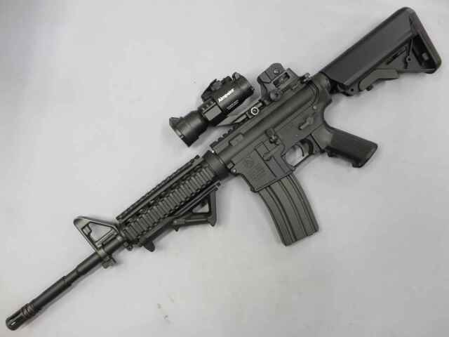 東京マルイ】SOP MOD M4 / ダットサイト・フォアぐリプ・レイルカバー