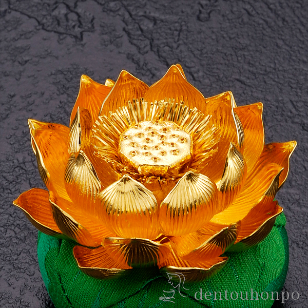 送料無料】 純金 蓮飾り 2.5寸・80g / 光則（金工芸） お寺 仏壇