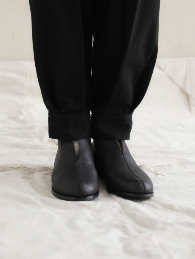 AUTTAA アウッタ｜ジプシー ブラック