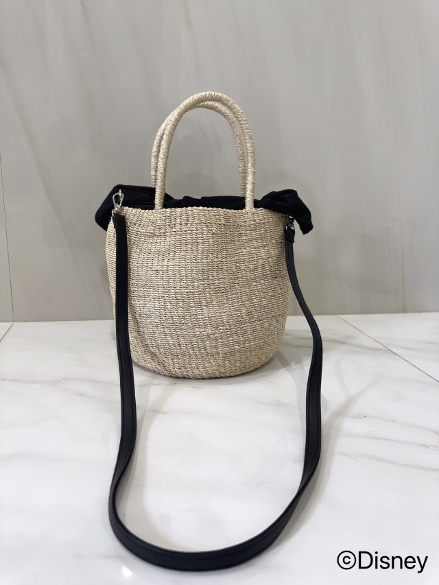 selva secreta】Disney / Mickey Mouse & Minnie Mouse / heart basket bag