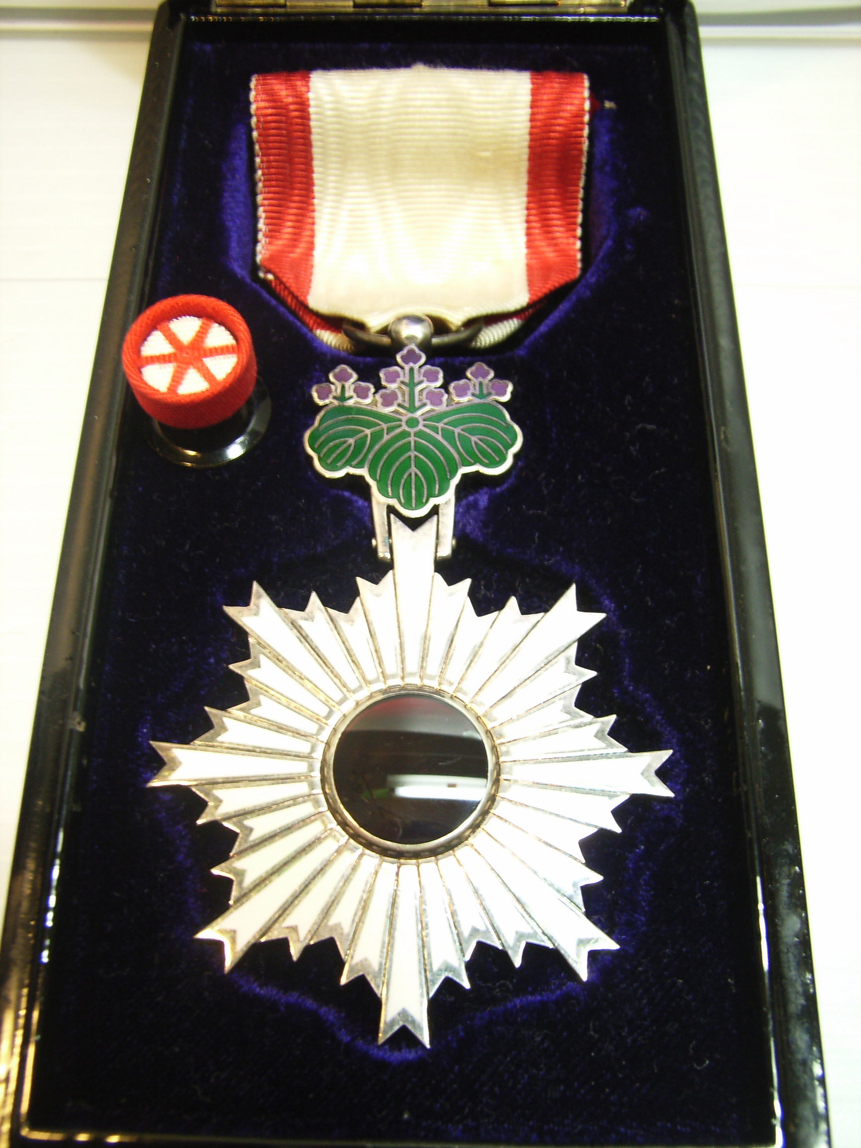 美品☆勲章 勲六単光旭日章 日本軍 ケース旧書体 記章