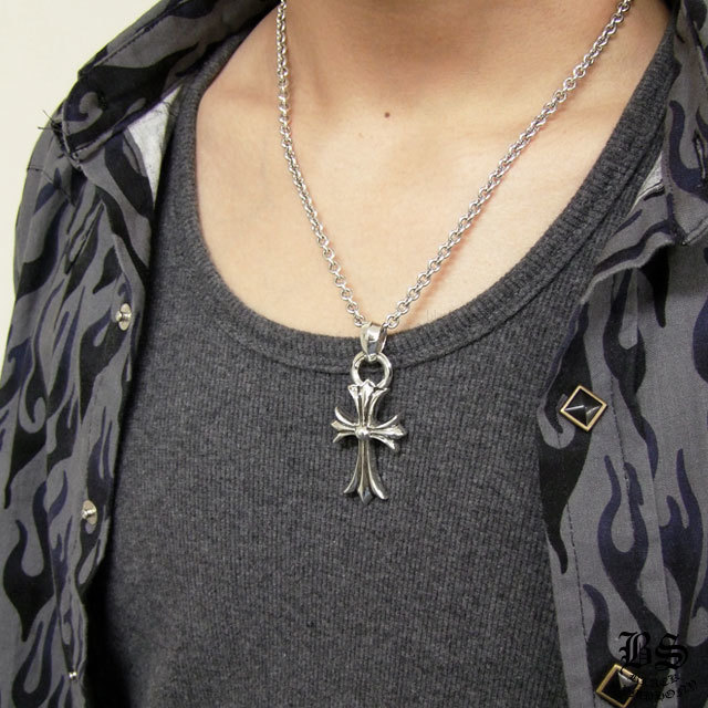 クロムハーツCHクロスペンダントスモールwithベイル＆NEチェーン18