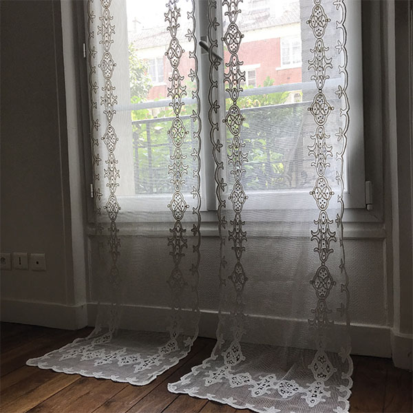 C1037 フランスアンティークレースカーテン2枚 タンバー風コットン