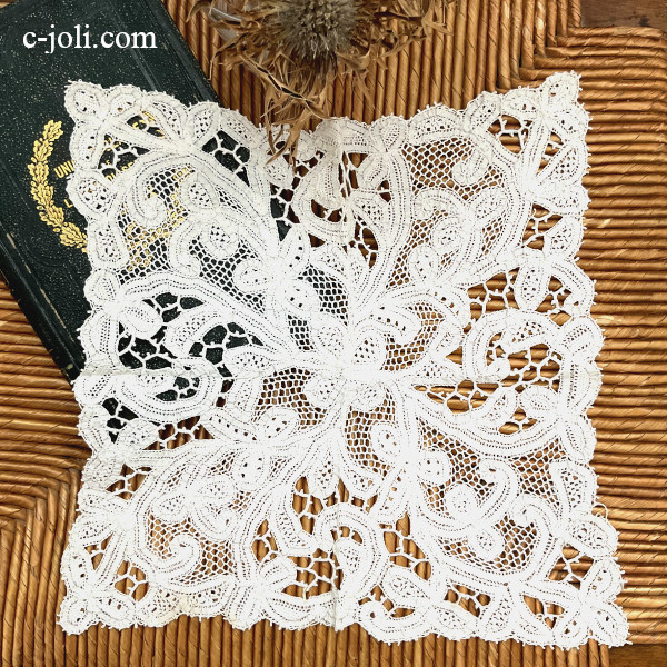 パリ発送】L2566 イタリアアンティークボビンレースクロス 19世紀