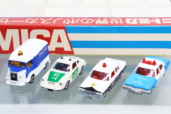 ミニカーショップ ケンボックス トミカギフトセット世界のポリスカー