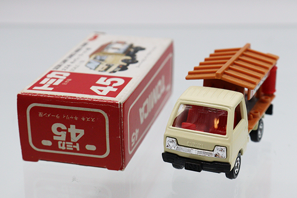 ミニカーショップ ケンボックス トミカ 赤箱(日本製)☆45☆スズキ