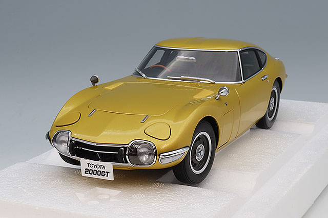 オートアート コンポジット 1/18 トヨタ 2000GT 1967 シルバー