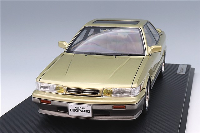 イグニッションモデル 1/18 日産 レパード アルティマ V30 ツインカム