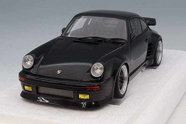 オートアート コンポジット 1/18 ポルシェ 911 (930) ターボ 